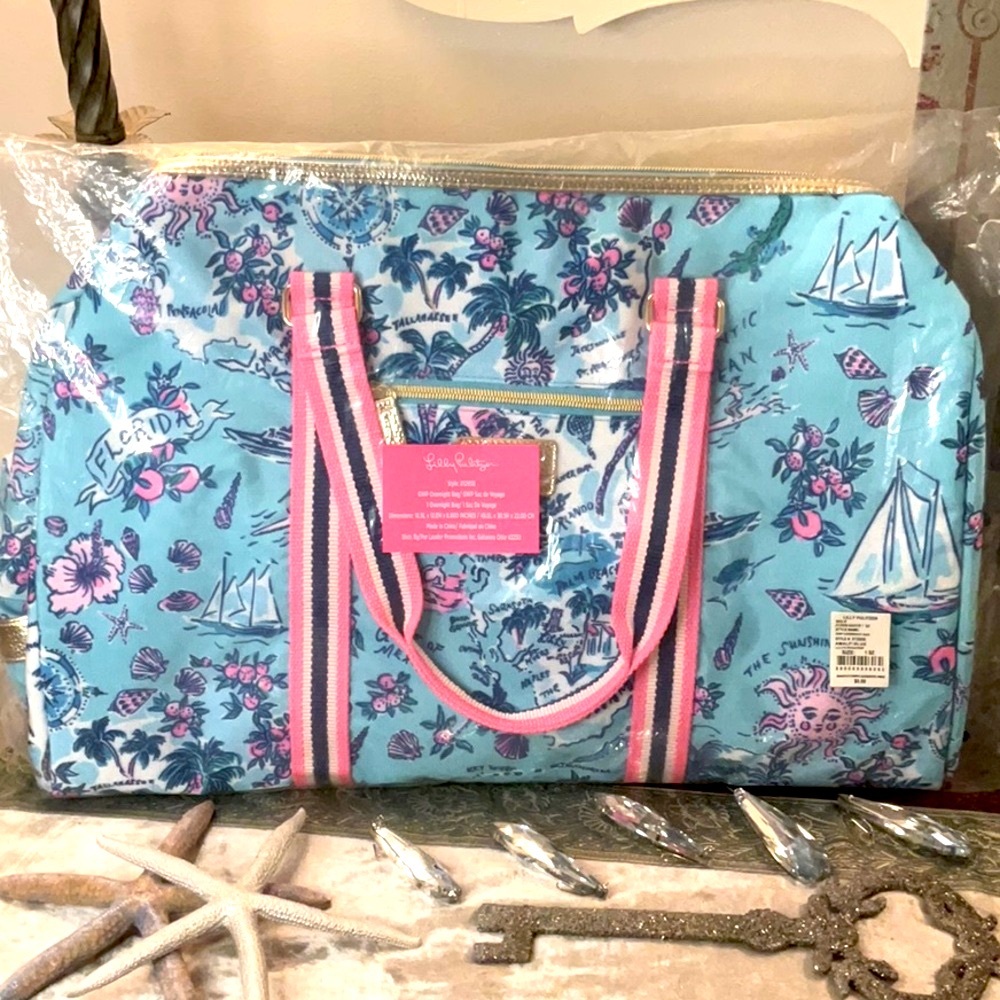 NWT✨Lilly Pulitzer Road Trip Special Edition Tropical Blue Pink Getaway Bag RARE - Picture 6 of 13